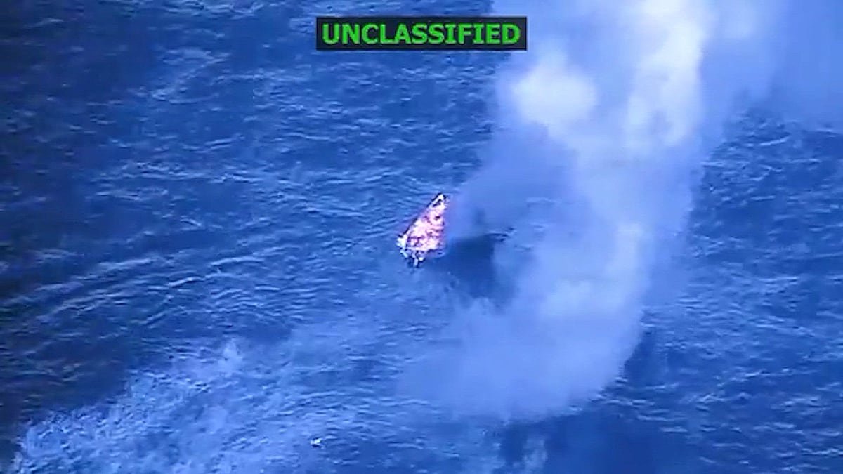 Petro sospecha que el ataque de Estados Unidos contra un ‘narcosubmarino’ ocurrió en aguas de Colombia