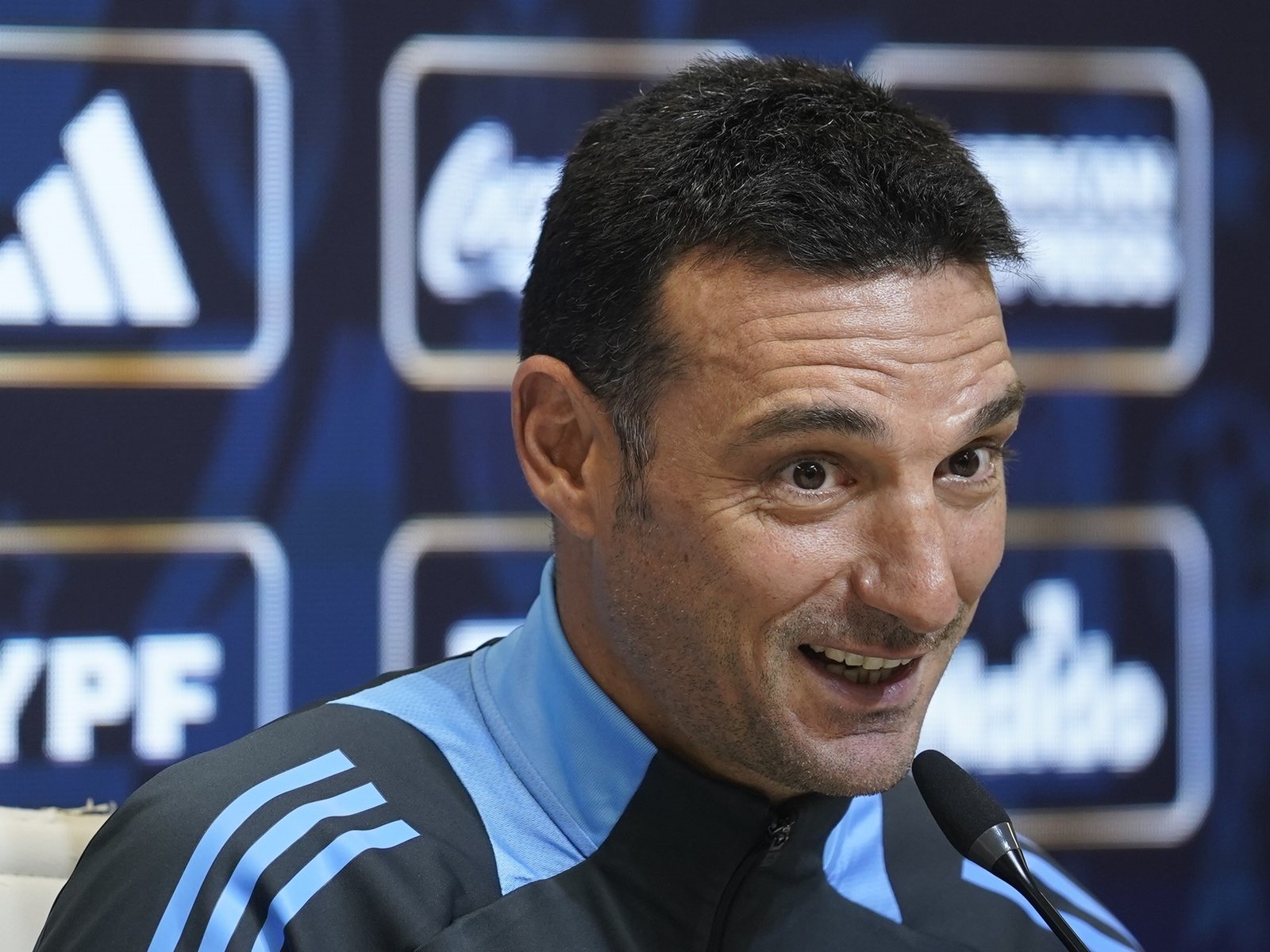 Scaloni dio la lista de la Selección para los amistosos en Estados Unidos con la primera convocatoria de Facundo Cambeses y más sopresas