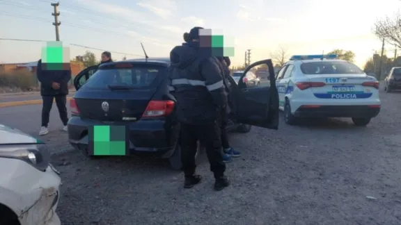 Secuestran un auto y detienen a un joven con arresto domiciliario
