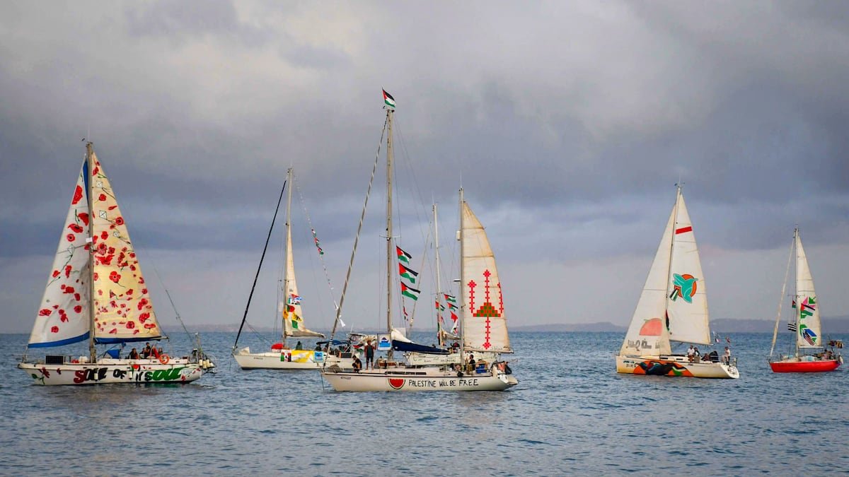 Sheinbaum, sobre los seis mexicanos en la flotilla interceptada por Israel: “Tienen que entregarlos de inmediato. No cometieron ningún delito”