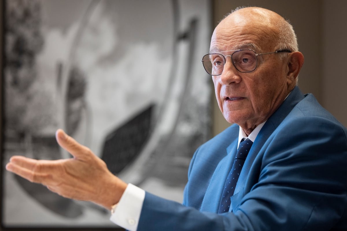 Última hora de la opa del BBVA por el Sabadell, en directo | Bruselas mantiene el expediente a España pese al fracaso de la opa | Economía