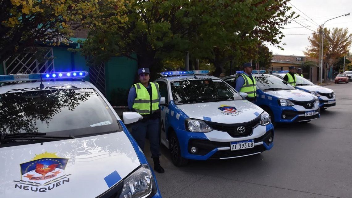 Un hombre fue detenido en Neuquén acusado de violar a una adolescente en una pijamada y dejarla embarazada