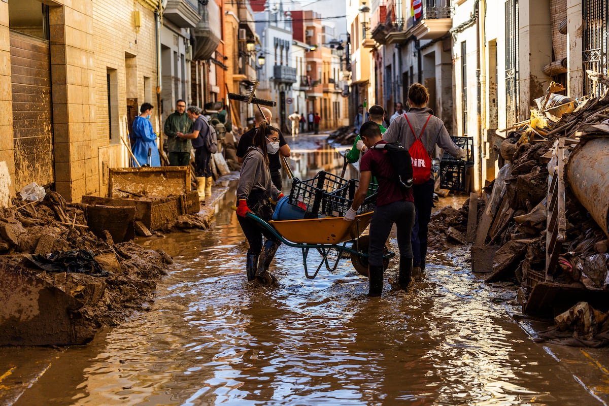 Un vídeo ocultado por la Generalitat confirma que Pradas conocía que había que vigilar el Poyo a las 12.32 el día de la dana | Noticias de la Comunidad Valenciana