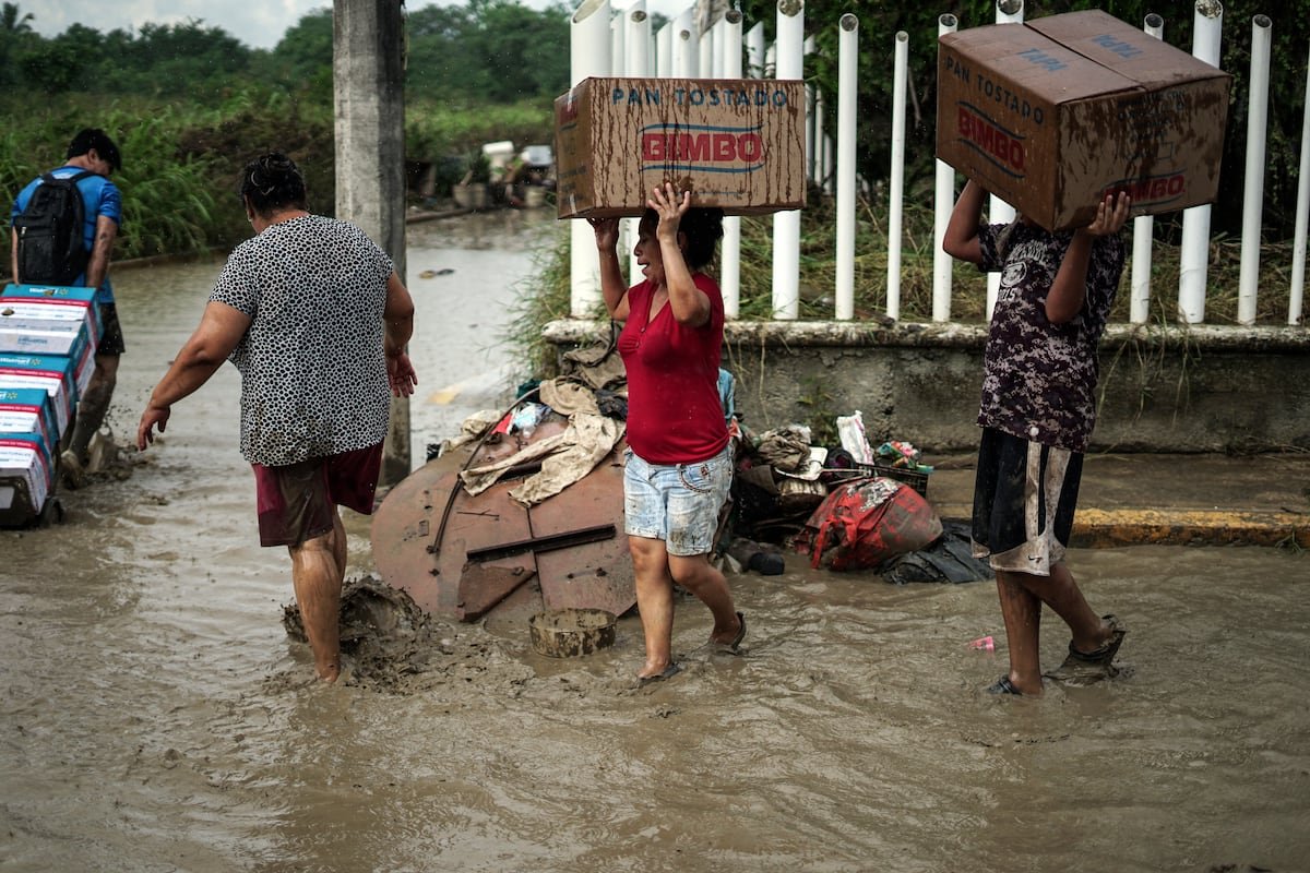 Viaje al epicentro de las lluvias: Poza Rica reclama celeridad a la ayuda