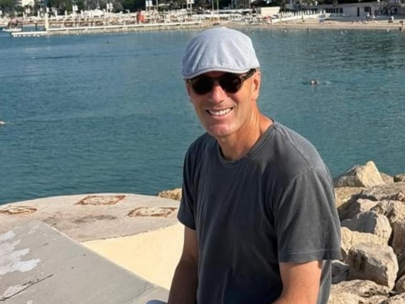 Zidane revela dónde le gustaría continuar su carrera como entrenador :: Olé