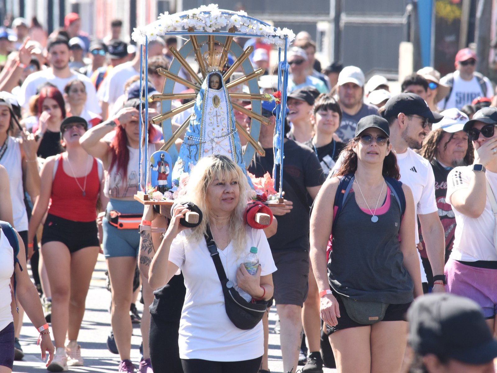 cómo es el fenómeno que todos los años convoca a miles y qué los moviliza