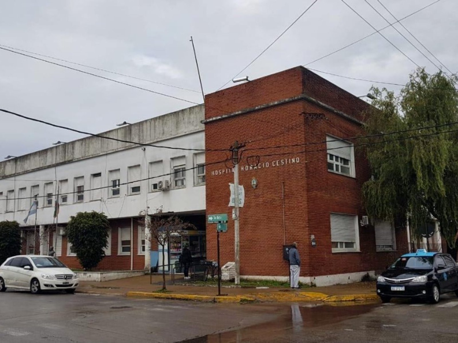 encontraron un feto frente al Hospital Cestino