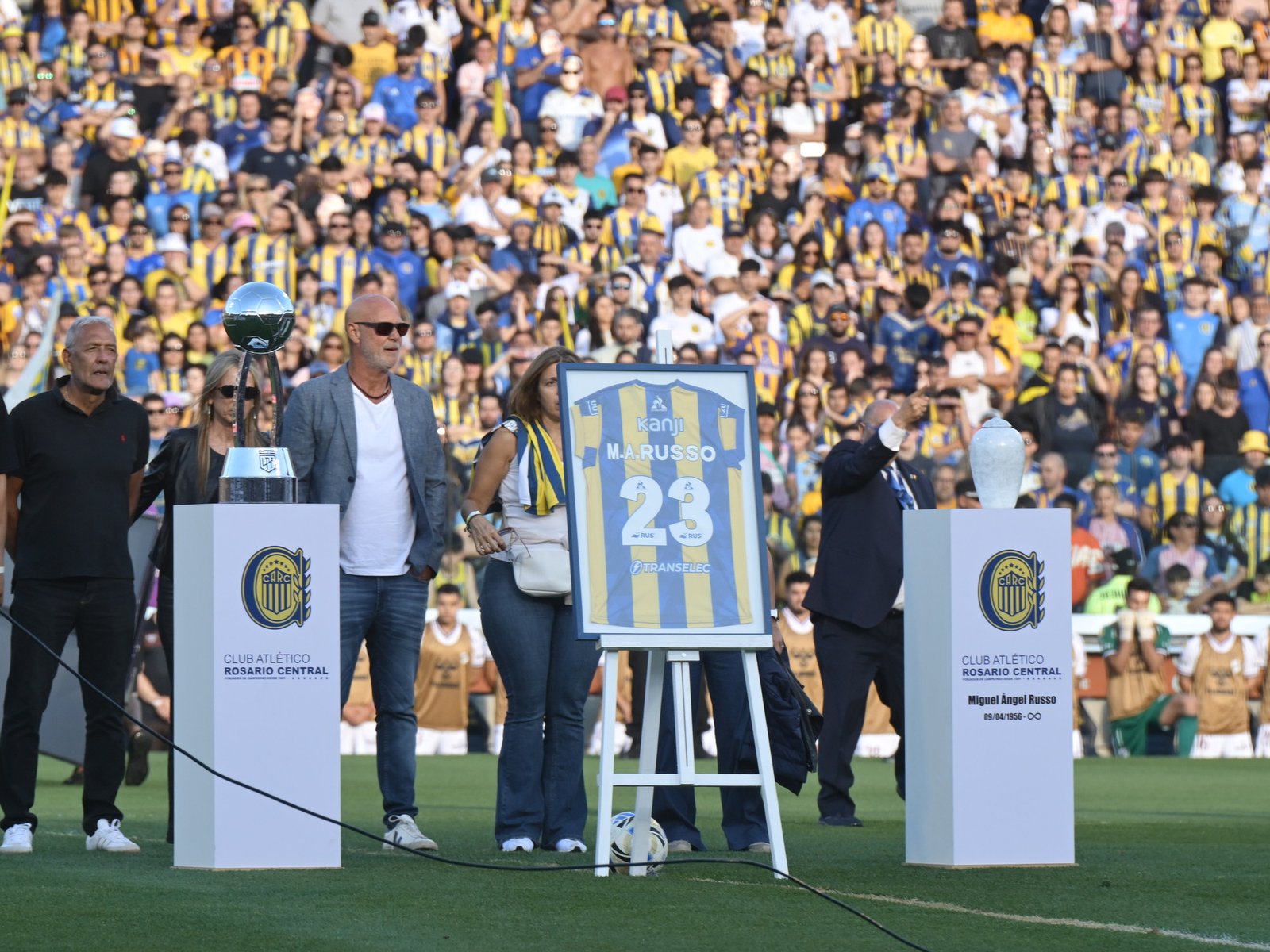 esparcieron sus cenizas en el Gigante de Arroyito y cumplieron su último deseo