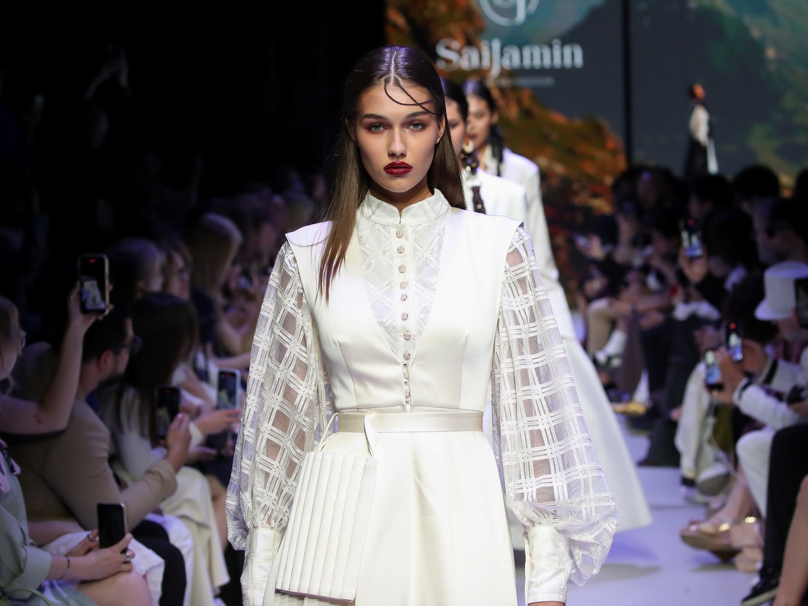 la propuesta de SaiJamin en la semana de colecciones de Moscú