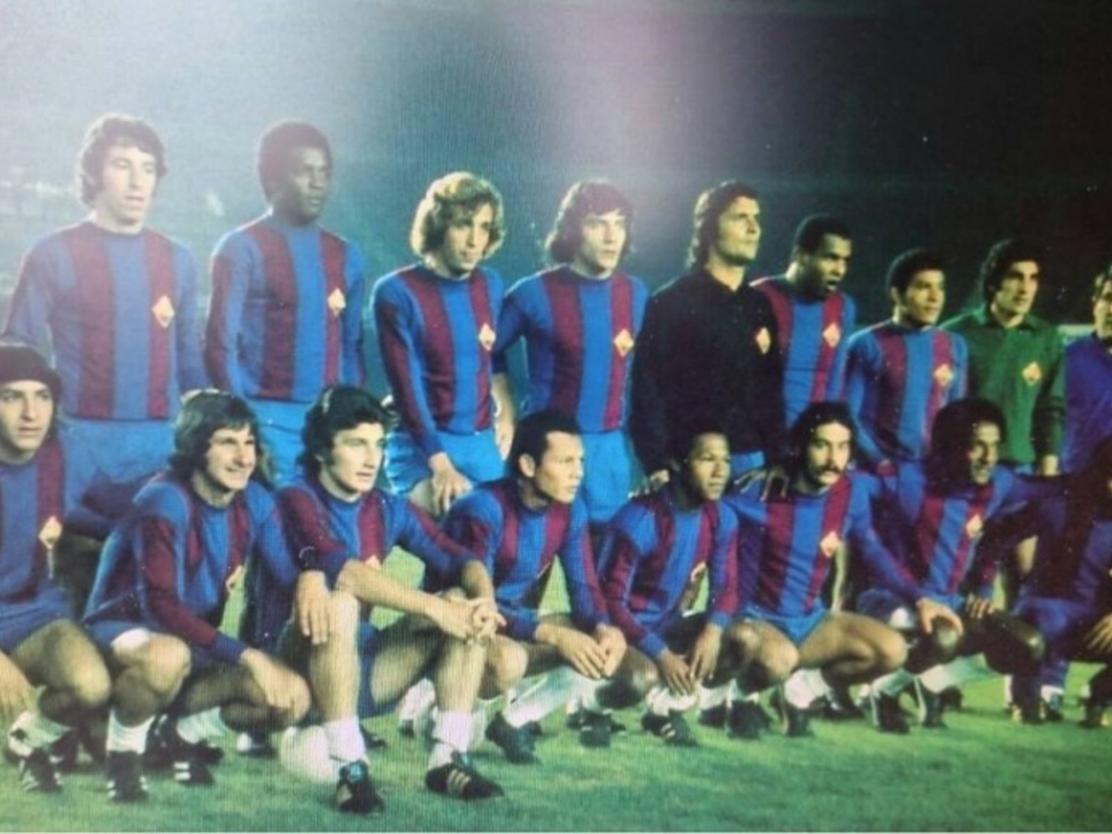 un América vs Europa en una cancha semivacía, el argentino que se convirtió en héroe y la estrella que perdió 4 mil dólares