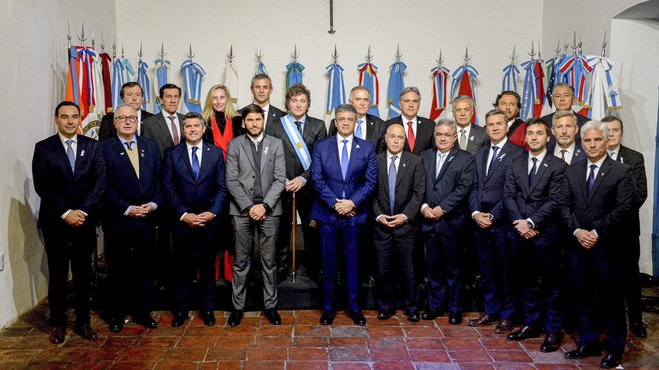 ¿Quiénes son los gobernadores que se reúnen hoy con Milei y los que no? | Solo habrá cuatro mandatarios provinciales ausentes