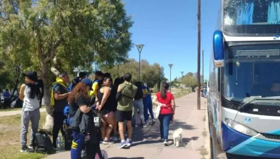 70 hinchas de Boca fueron estafados en Trelew y no pudieron viajar a La Bombonera