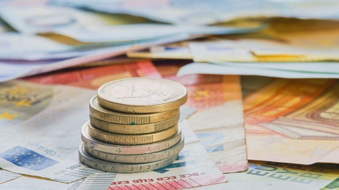 A cuánto cerró el euro blue hoy miércoles 19 de noviembre