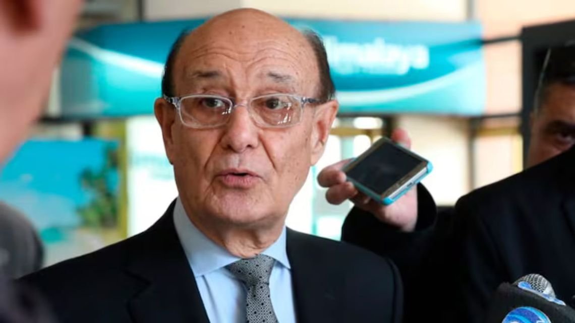 A un paso del juicio: rechazaron la probation a Oscar González