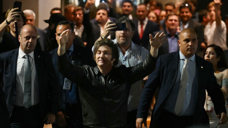 A veces, pero no siempre, agua y ajo