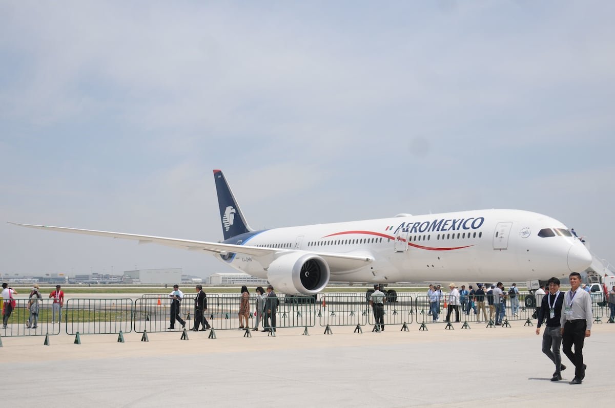 Aeroméxico regresa a los mercados financieros con una oferta mixta en Wall Street y en la Bolsa Mexicana de Valores | Economía
