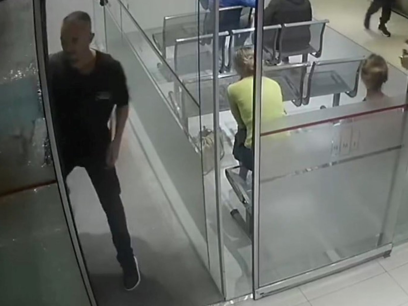 «Andate, tu vida corre peligro»