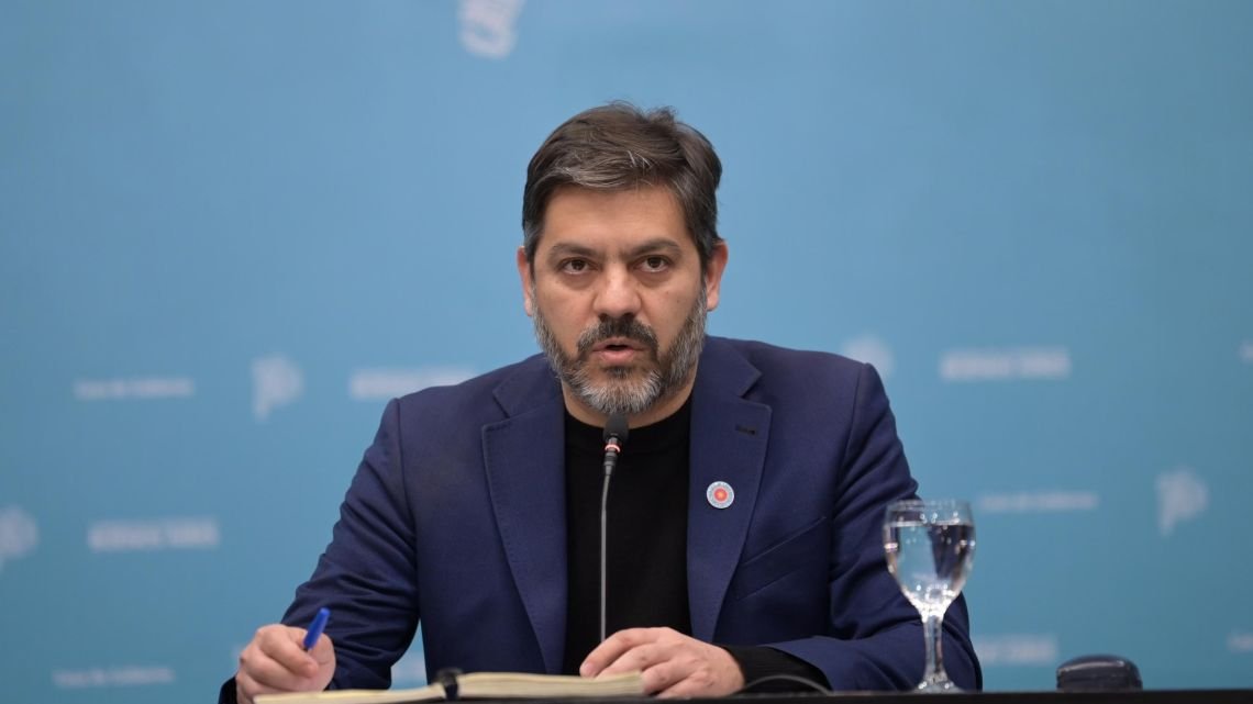 Carlos Bianco denuncia que Diego Santilli «discrimina políticamente» a los bonaerenses por negarle el diálogo