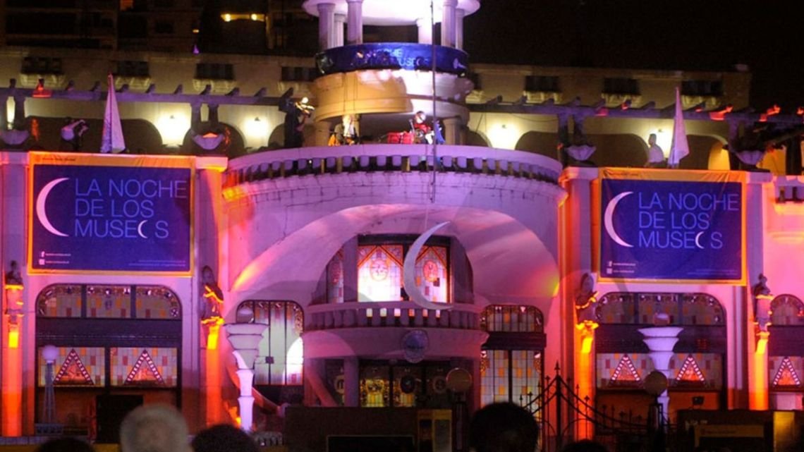 Cuándo es la Noche de los Museos 2025 en Buenos Aires y qué lugares se pueden visitar