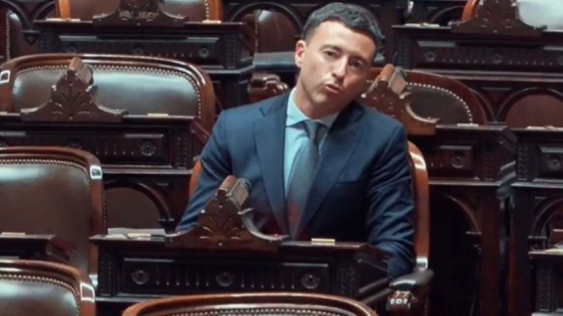 De Loredo se despidió de Diputados: «Estoy contento con haberle ayudado al Gobierno en reformas necesarias»