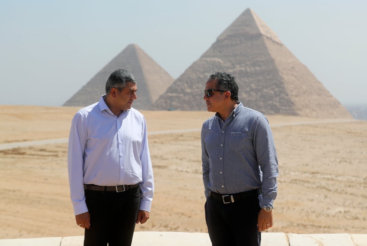 De guía turístico a director de la Unesco: el egipcio Jaled al Anani, elegido al frente de la agencia de la ONU | Internacional