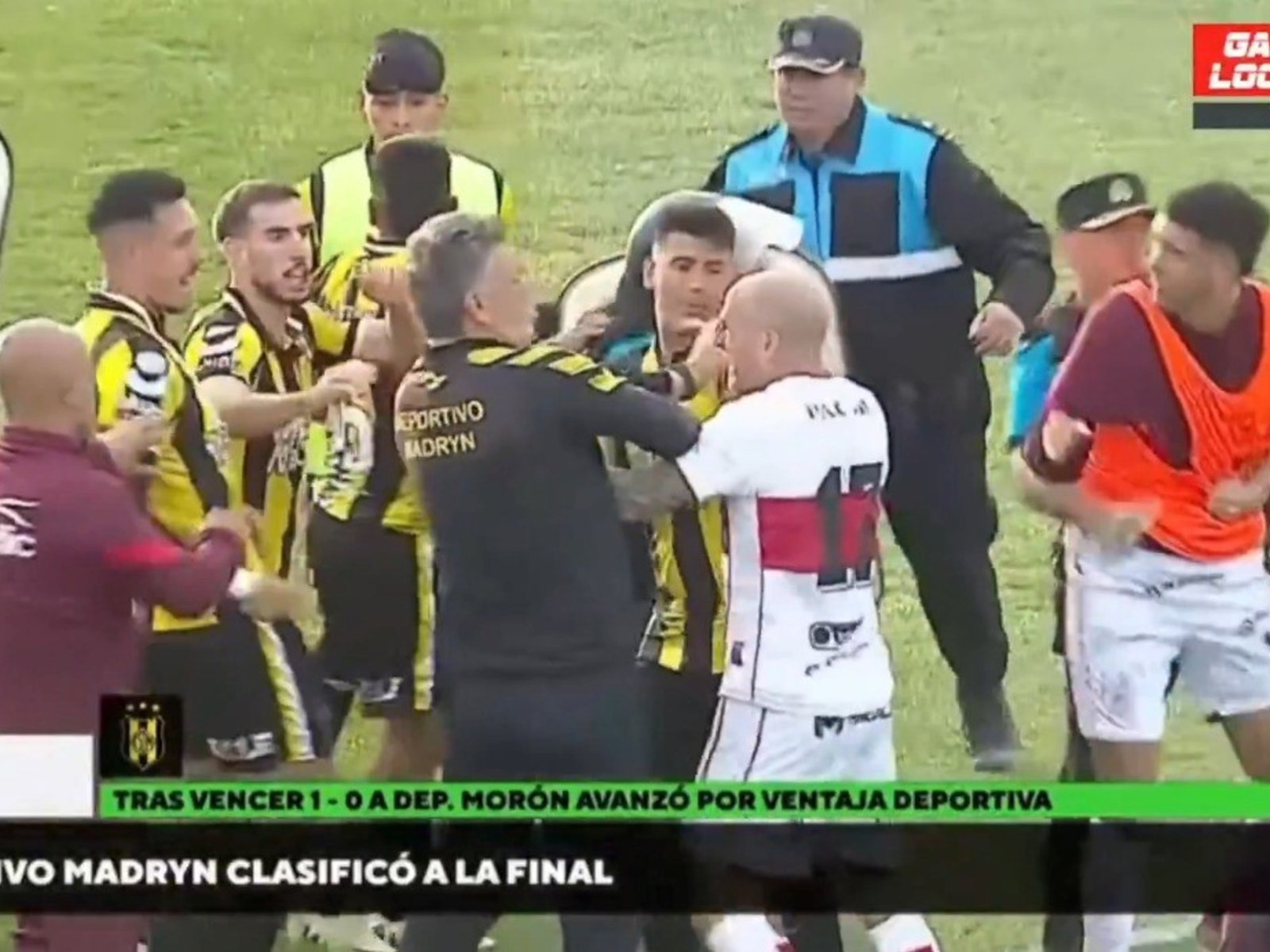 Deportivo Madryn le ganó a Morón 1-0 y los futbolistas terminaron a las piñas