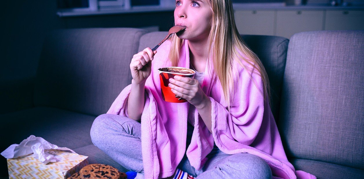 Detectan por primera vez en el cerebro cómo surgen los antojos con la comida y qué es el «ruido alimentario»