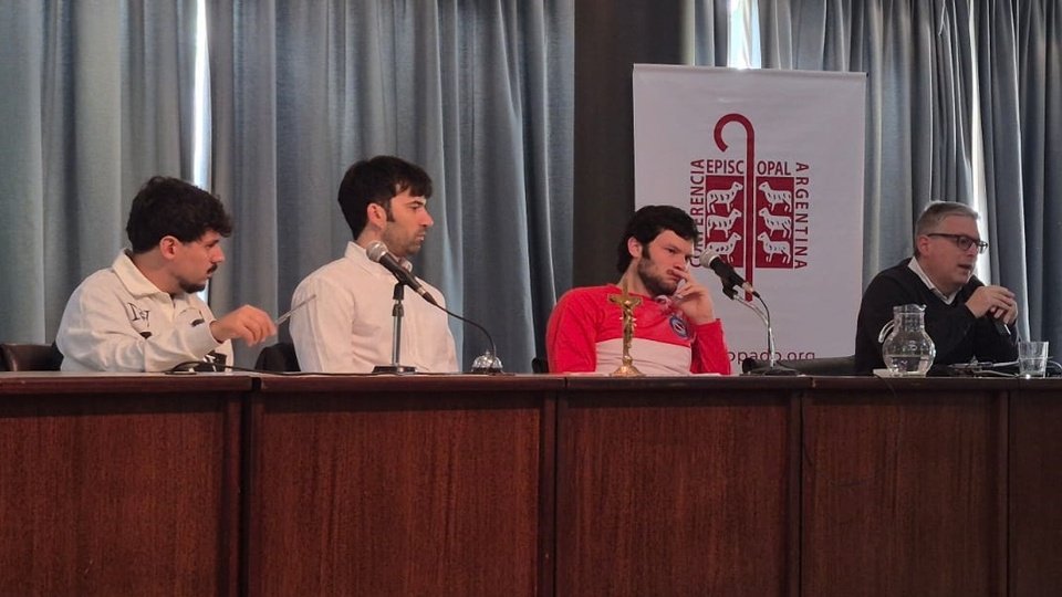 Diálogo sobre nuevas culturas digitales y su incidencia en lo social  | Asamblea de la Conferencia Episcopal católica