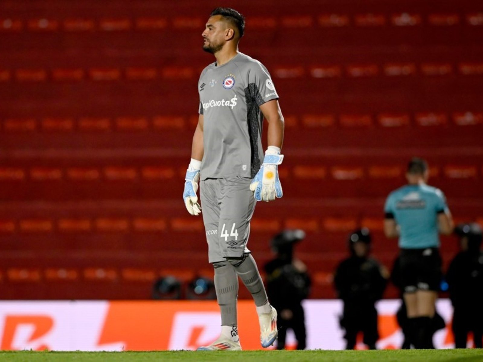 El arquero que reemplazará Chiquito Romero, que no atajaría más en Argentinos :: Olé