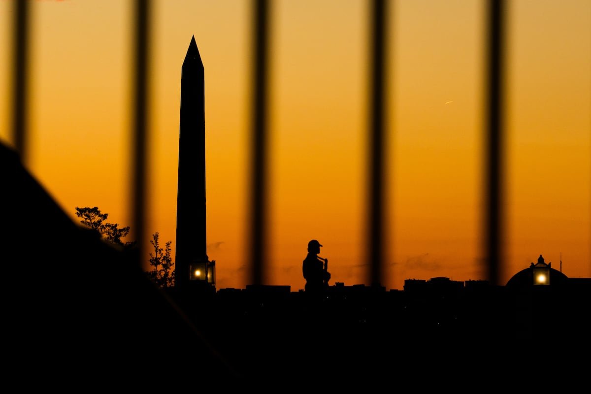 El cierre del Gobierno en Estados Unidos bate su récord histórico sin visos de acuerdo entre demócratas y republicanos | Internacional