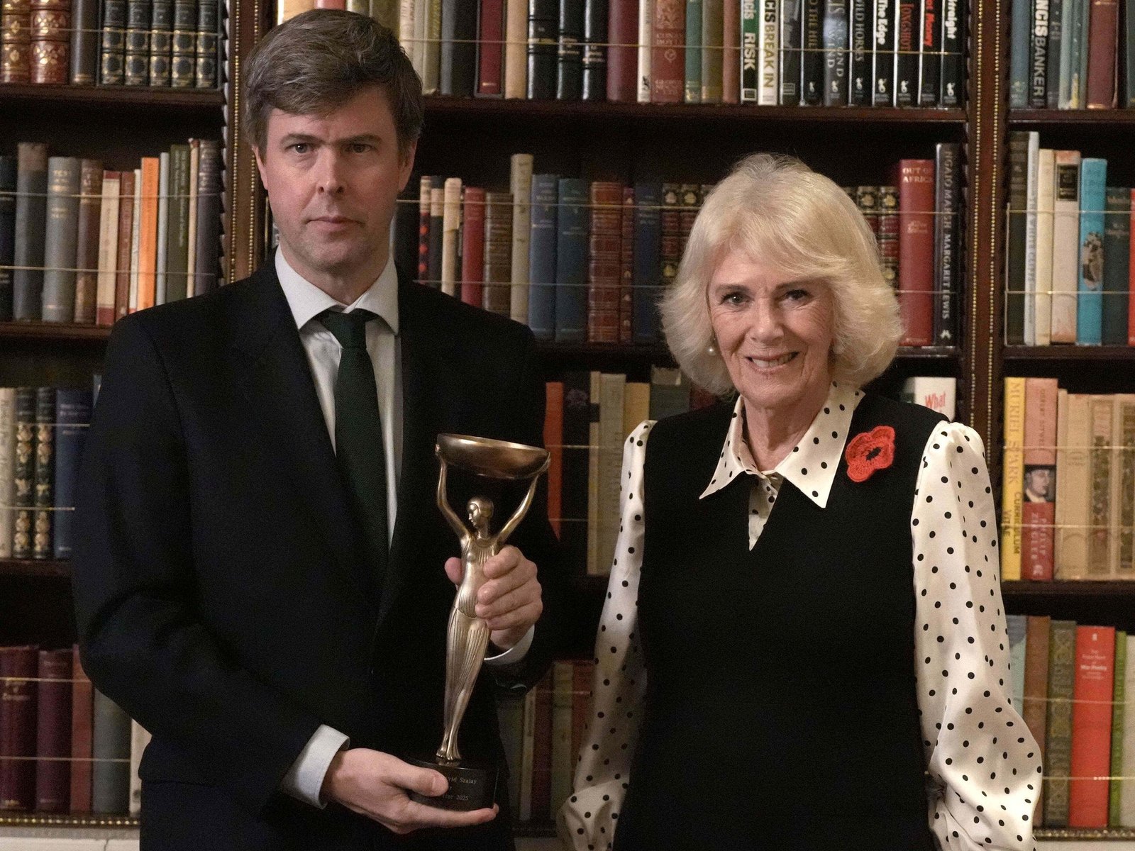 El escritor húngaro-británico David Szalay ganó el Premio Booker por ‘Flesh’