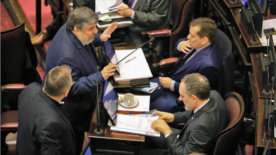 El peronismo se rearma en el Senado: internas, gobernadores en movimiento y riesgo de fractura histórica