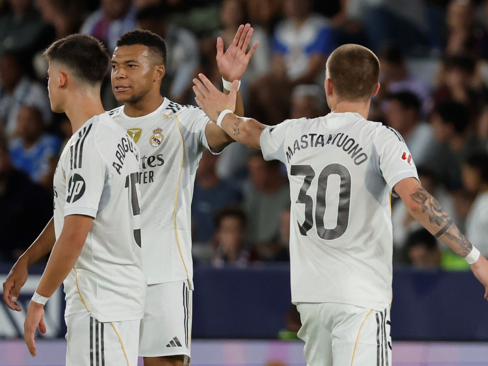 Franco Mastantuono jugó los 90 minutos pero volvió a brillar Mbappé