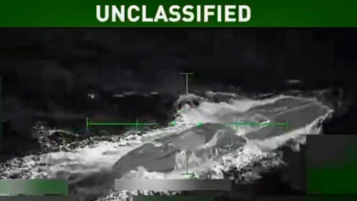 Jonathan Obando Pérez : El colombiano que sobrevivió al ataque de Estados Unidos a un narcosubmarino sale del hospital libre y sin cargos