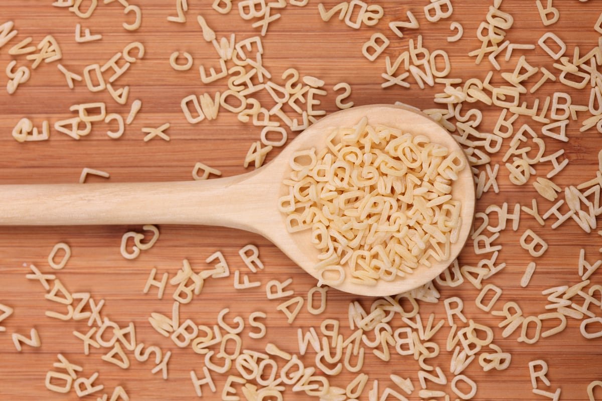 La columna de Ignacio Peyró: Ayer me cocí y hoy estoy empanado: sobre la cocina y las palabras | EL PAÍS Semanal