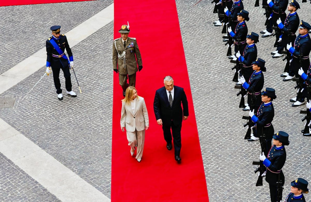 La extrema derecha mantiene uno de cada tres gobiernos europeos pese al varapalo de Wilders en los Países Bajos | Internacional