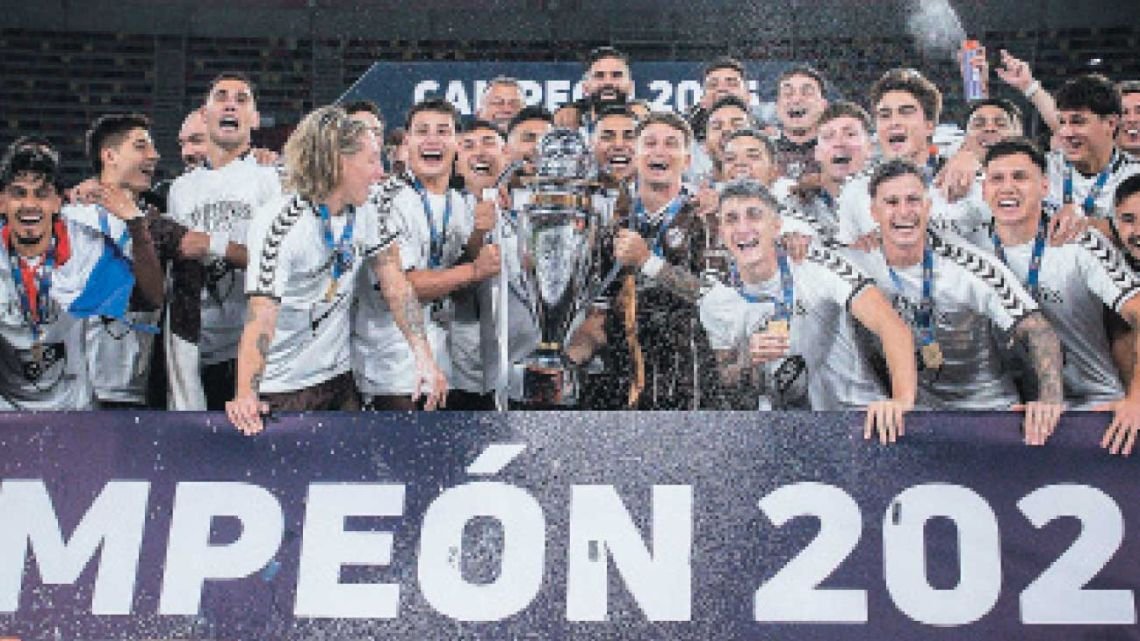 La vara cada vez más baja