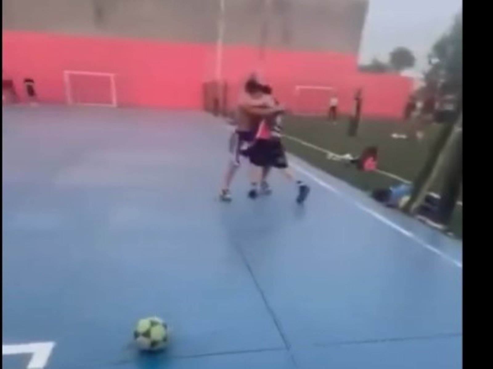 «Matalo guacho, ¡que no se meta nadie!»