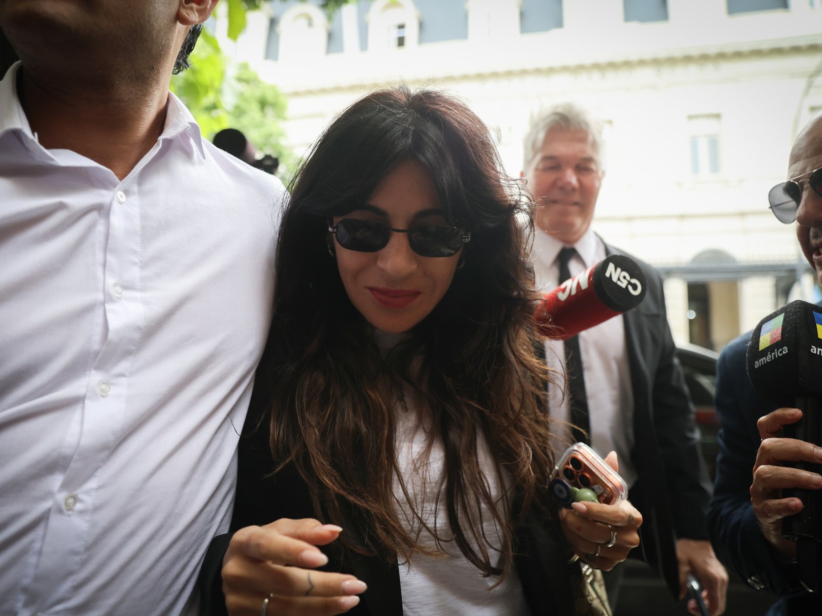 «Me negó que estaban filmando, creí en ella como mujer», la decepción de Gianinna Maradona