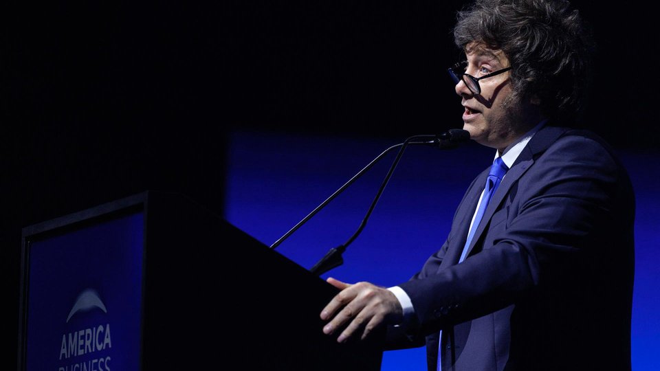 Milei: «Tenemos el tercio necesario para sostener nuestros decretos y vetos»  | En Estados Unidos, el Presidente Milei critica a la oposición legislativa y avisa las reformas que se vienen