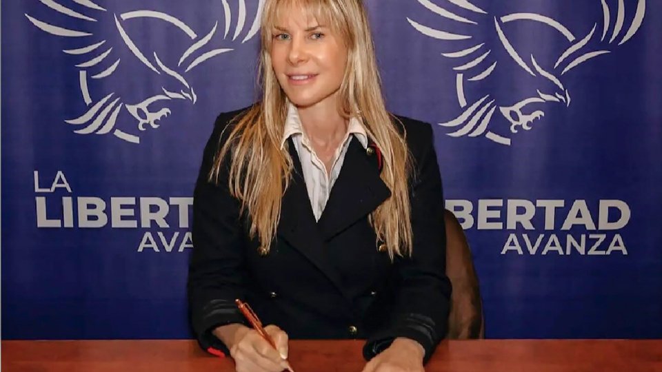 “No leí el reglamento, tiene letra chiquita”: la insólita confesión de Karen Reichardt | A un mes de jurar como diputada