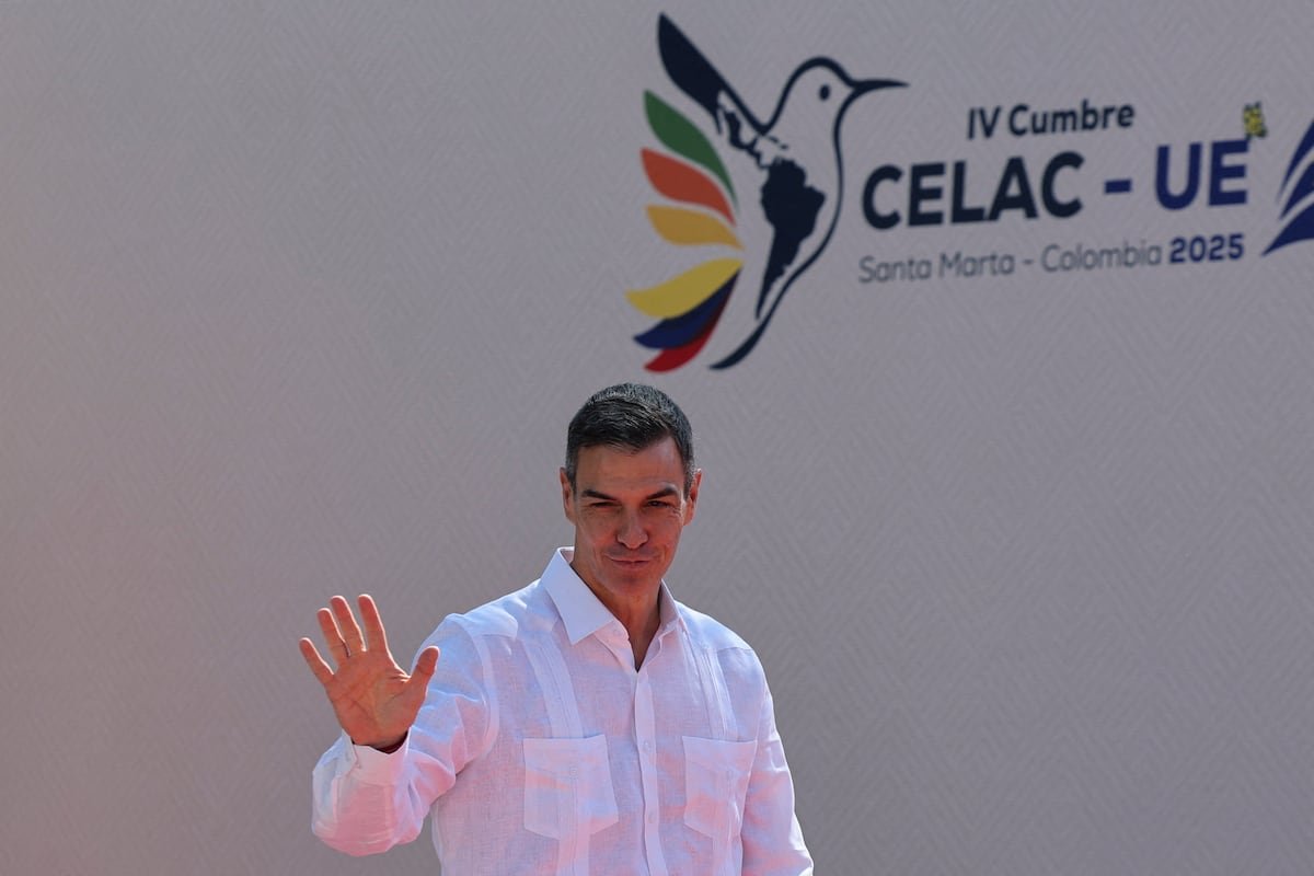 Sánchez vende en Colombia un mundo alternativo al de Trump | España