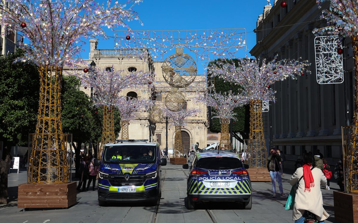 Sevilla se queda sin plan de seguridad para Navidad a 48 horas del encendido de las luces | Noticias de Andalucía