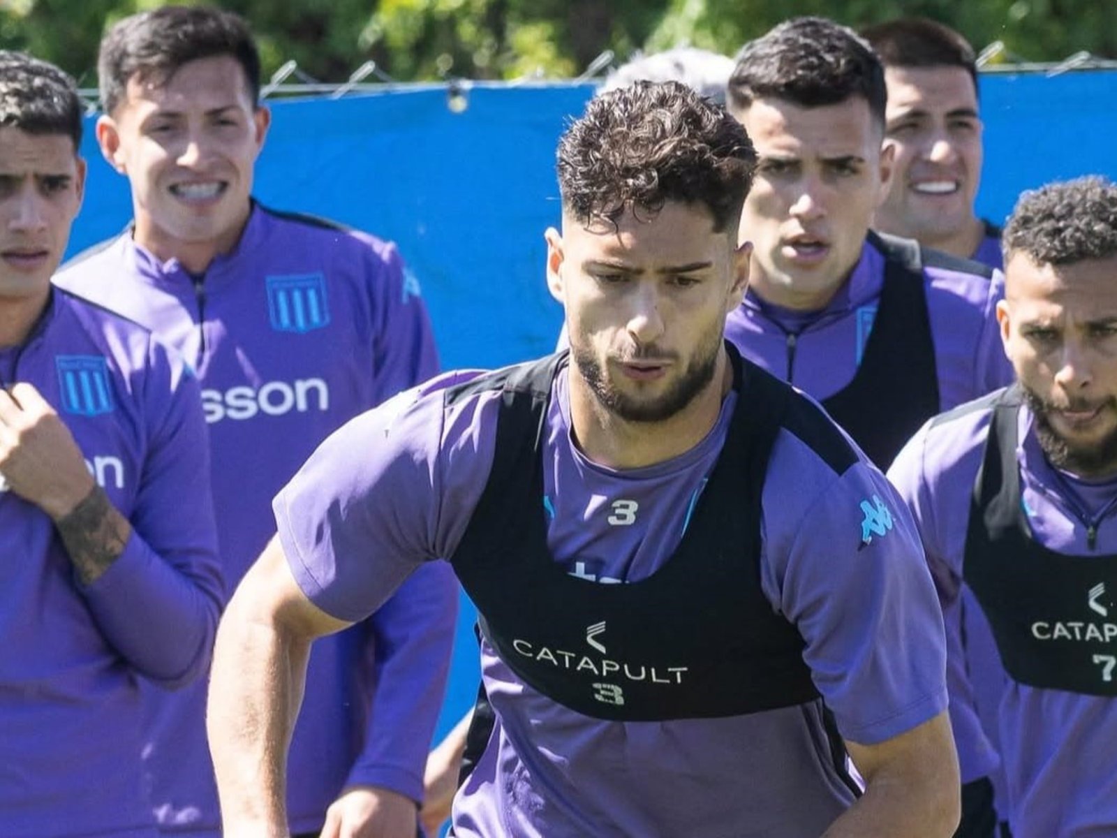 Tras el adiós a la Libertadores, Racing va en busca de los Playoffs: posibles 11 ante Central Córdoba :: Olé