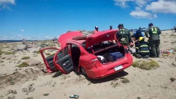 Un matrimonio neuquino volcó tras regresar de Chile