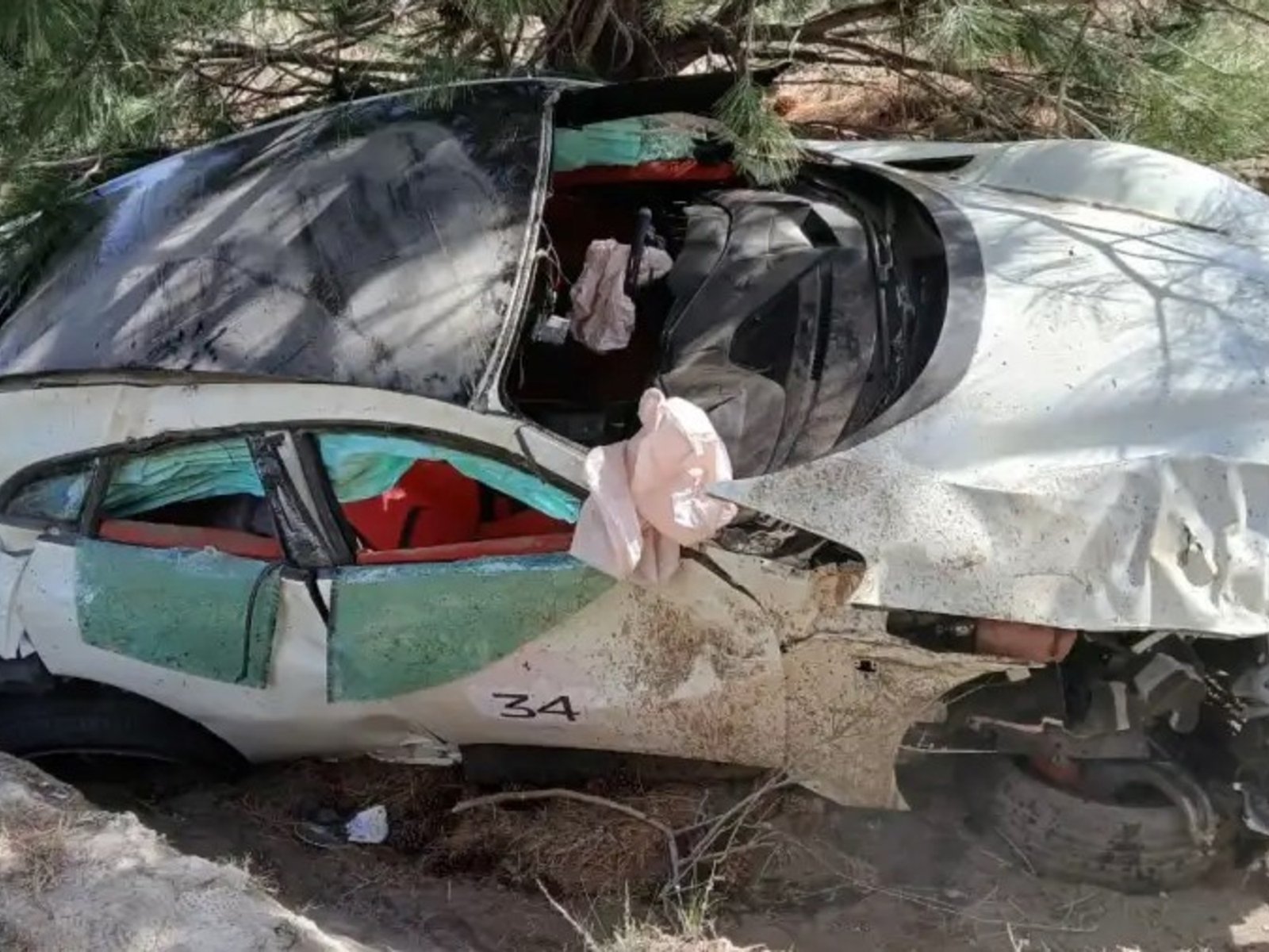 «Yo los hubiera metido presos», la advertencia de una funcionaria de Santa Cruz por la llegada de la caravana de los lujosos Ferrari