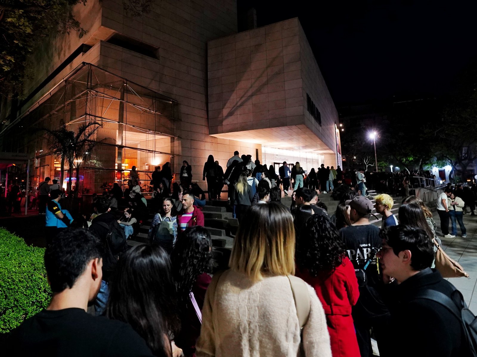 con una creación efímera de Marta Minujín se celebró una nueva edición del gran evento de la cultura