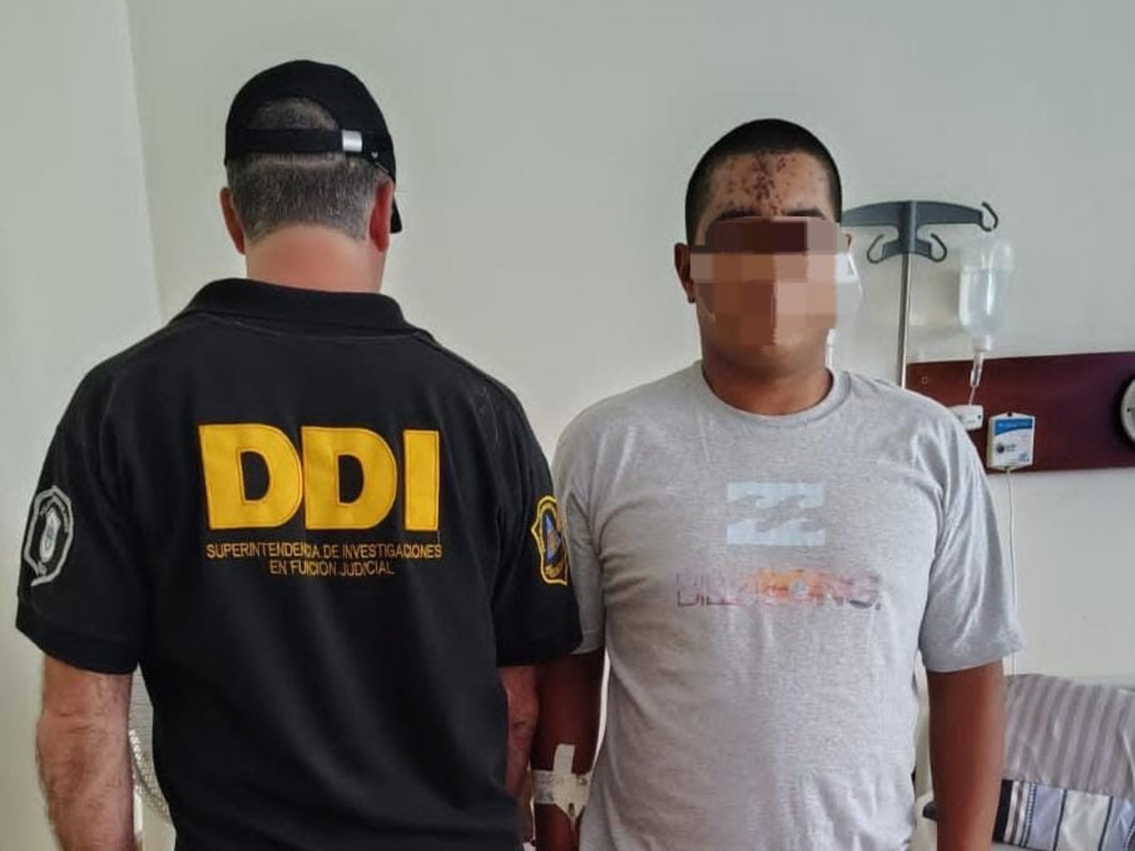 el detalle físico que lo delató