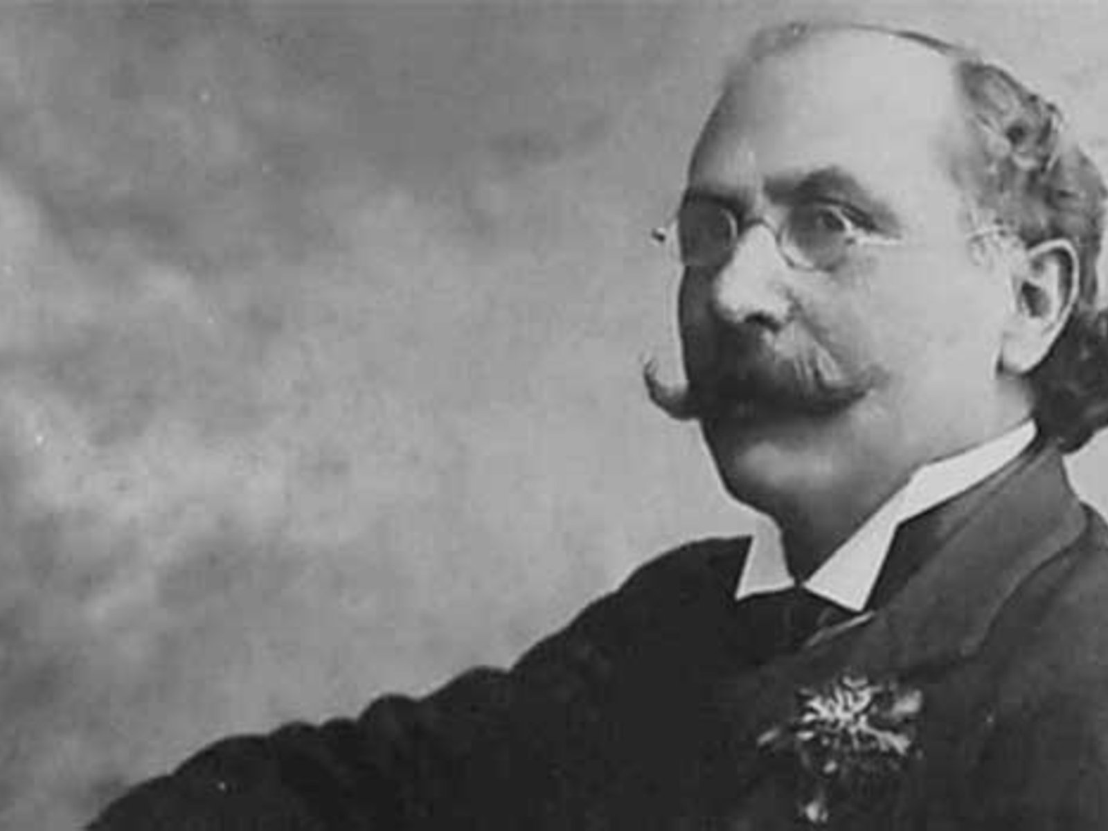 el poeta rebelde que desafió al poder sin miedo