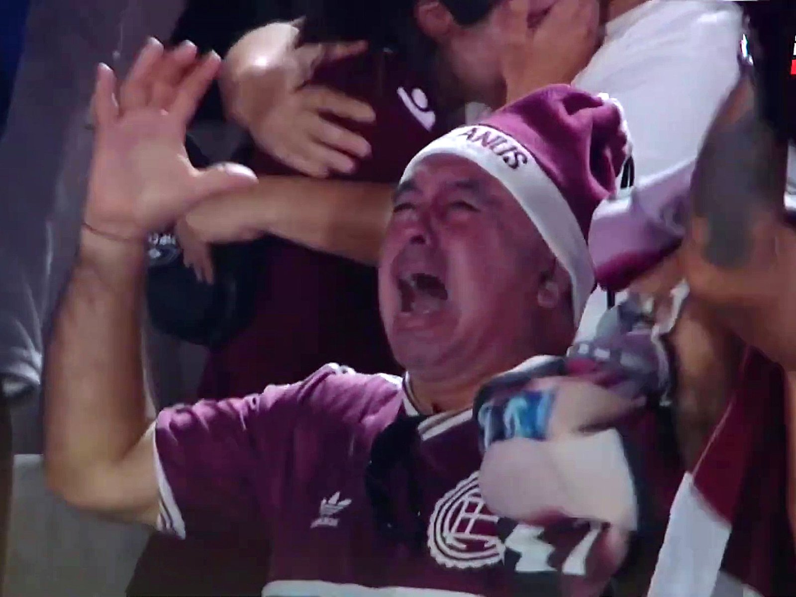historias de los miles de granates que fueron a Paraguay y vieron a Lanús campeón de la Copa Sudamericana